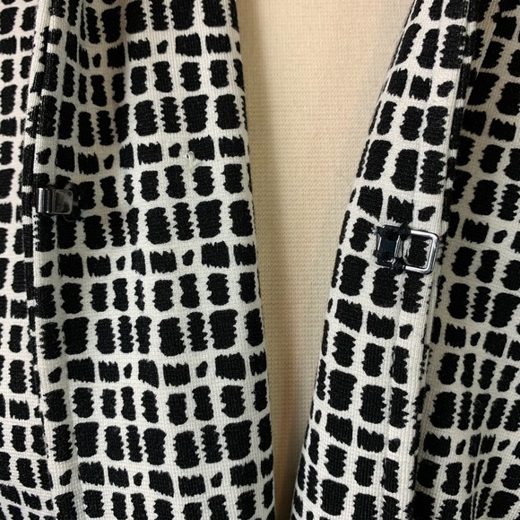 Chico’s Black Geometric Appliqué Full Zipper Lined Jacket - Picture 12 of 16